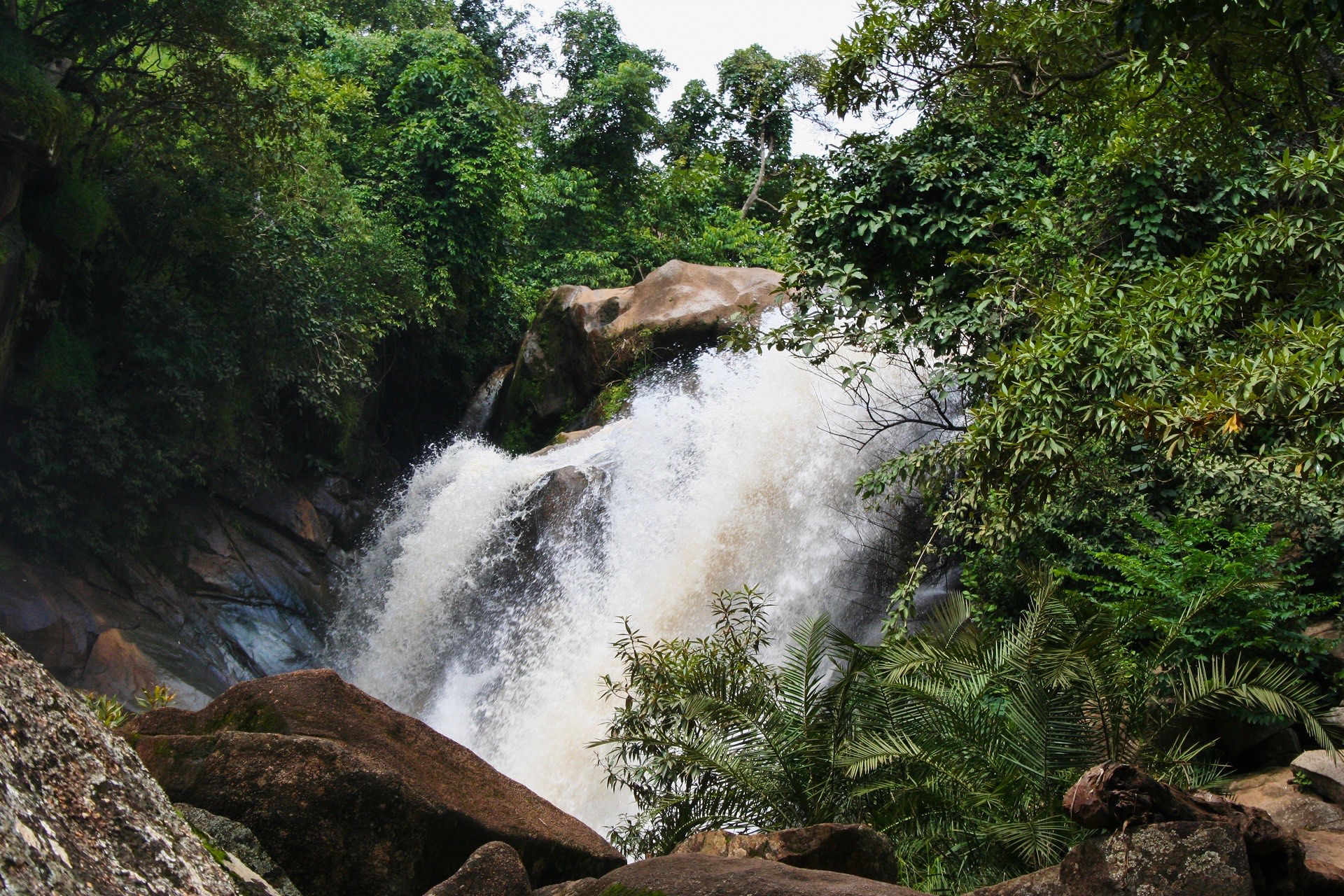 Assop Falls waterfall